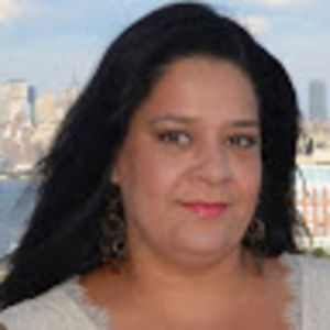 Meet your Posher, Julia